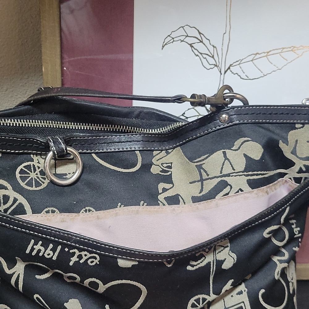 Coach purses - Picture 3 of 5